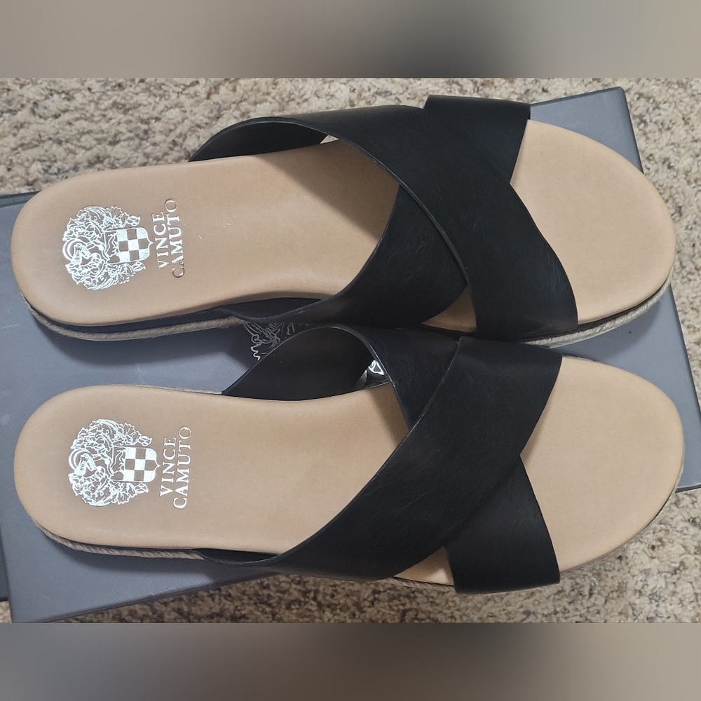 Ladies Vince Camuto Sandals